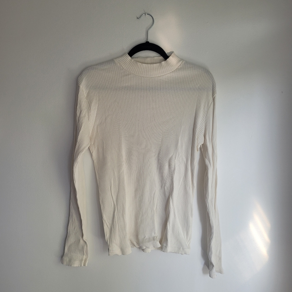 Uniqlo sweater